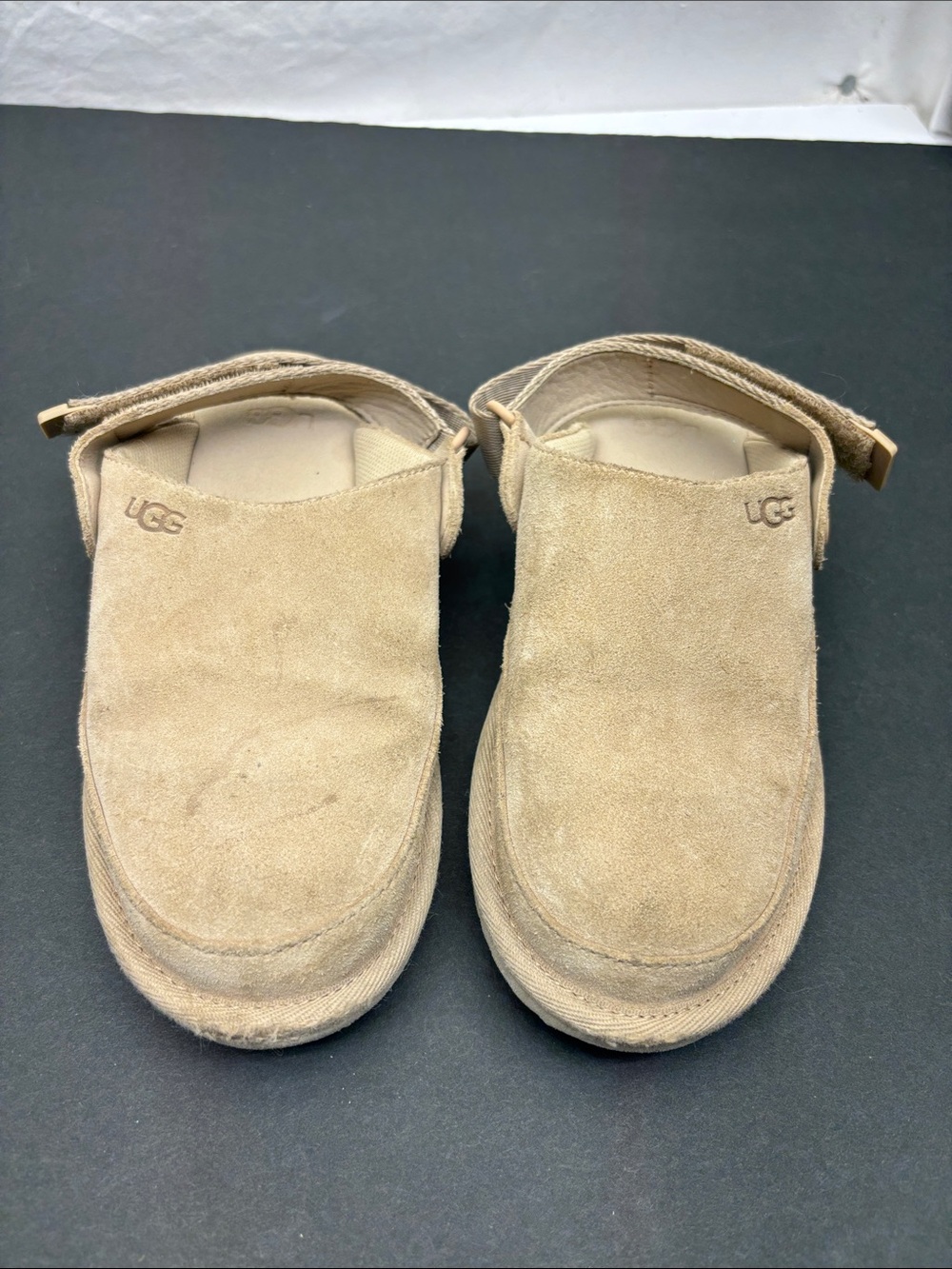 UGG Kids Tan Suede Slip-On Clog, SZ 1 little girl
